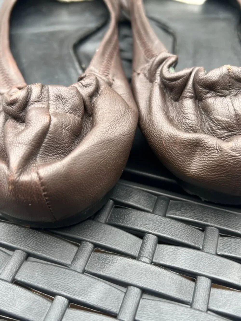 Tory Burch Reva Ballet Flats RARE two-tone Brown Black Patent Gold Logo